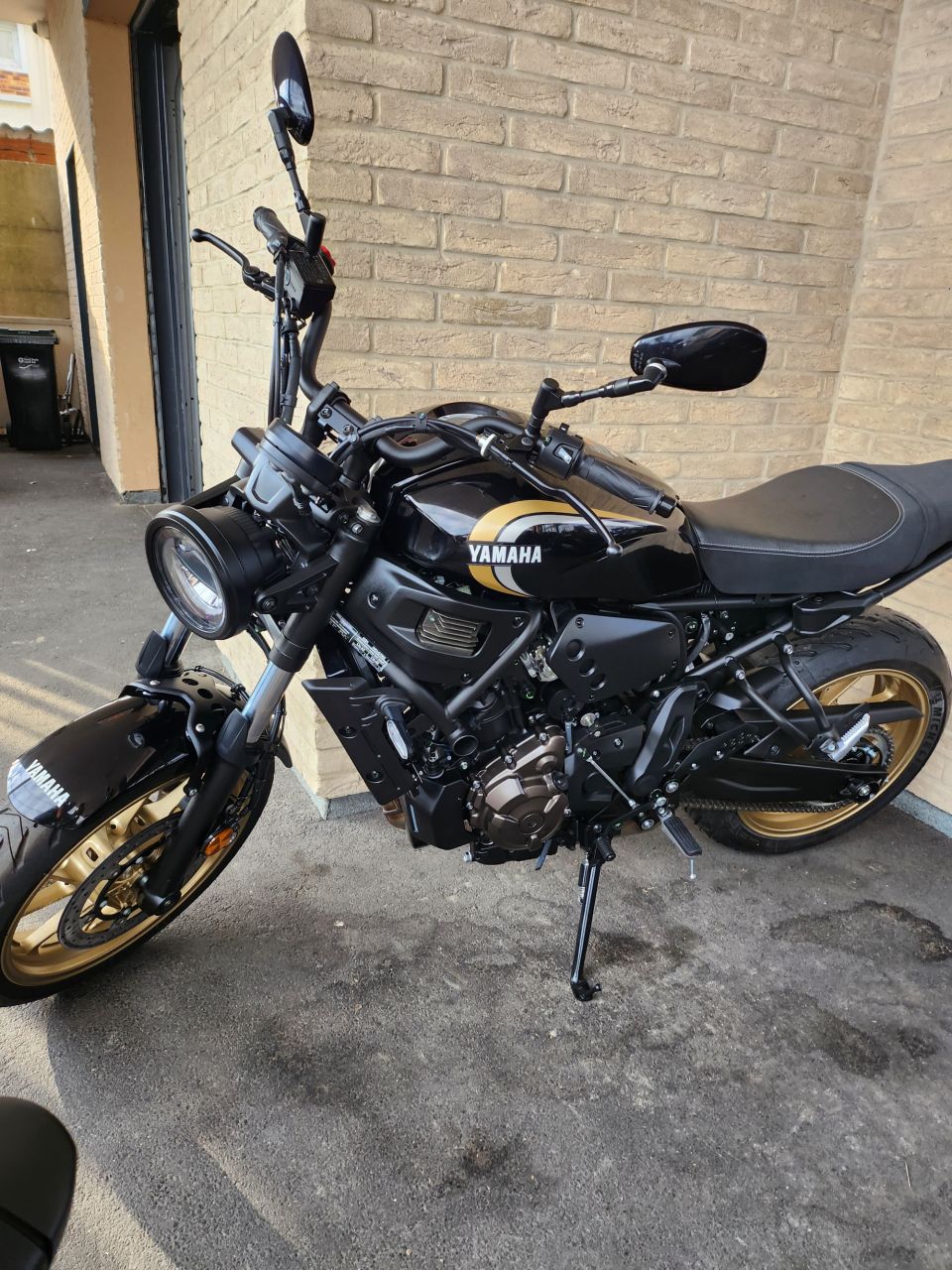 YAMAHA XSR 700 35KW 4