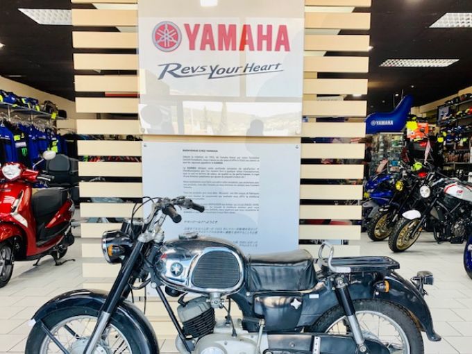 YAMAHA YA-5 4