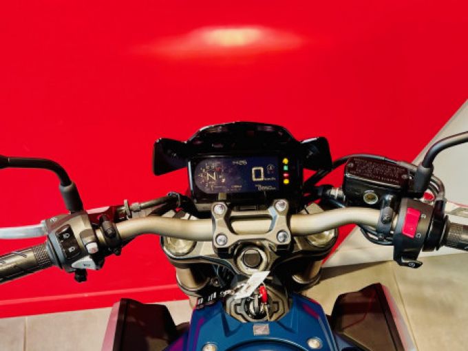 HONDA CB650R Neo Sports Café 4