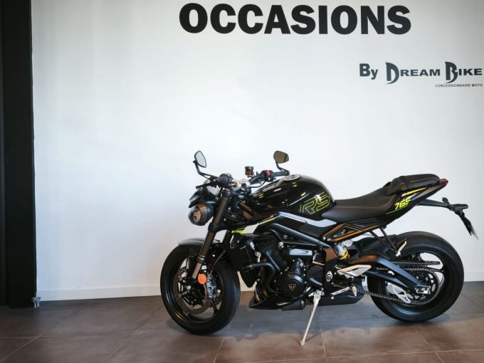 TRIUMPH STREET TRIPLE 765 RS 4