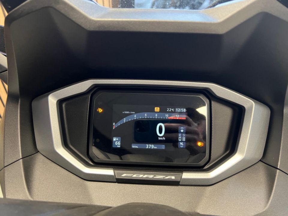 HONDA FORZA 125 ABS 4