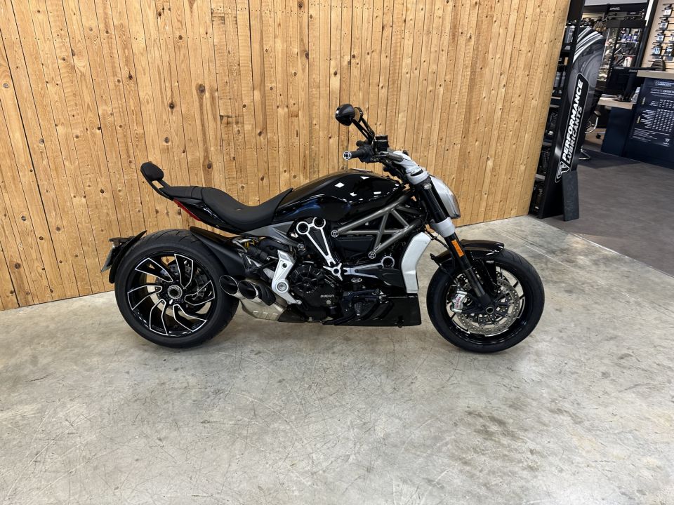 DUCATI X-DIAVEL S 4