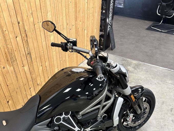 DUCATI X-DIAVEL S 4