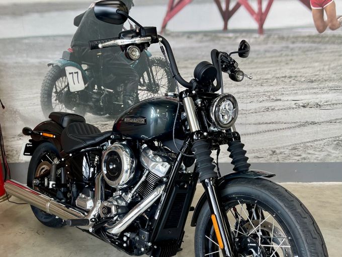 HARLEY-DAVIDSON SOFTAIL STREET BOB 1923 4