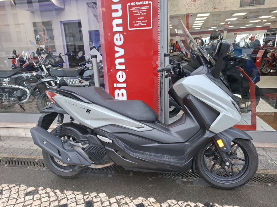 HONDA FORZA 125 ABS 4