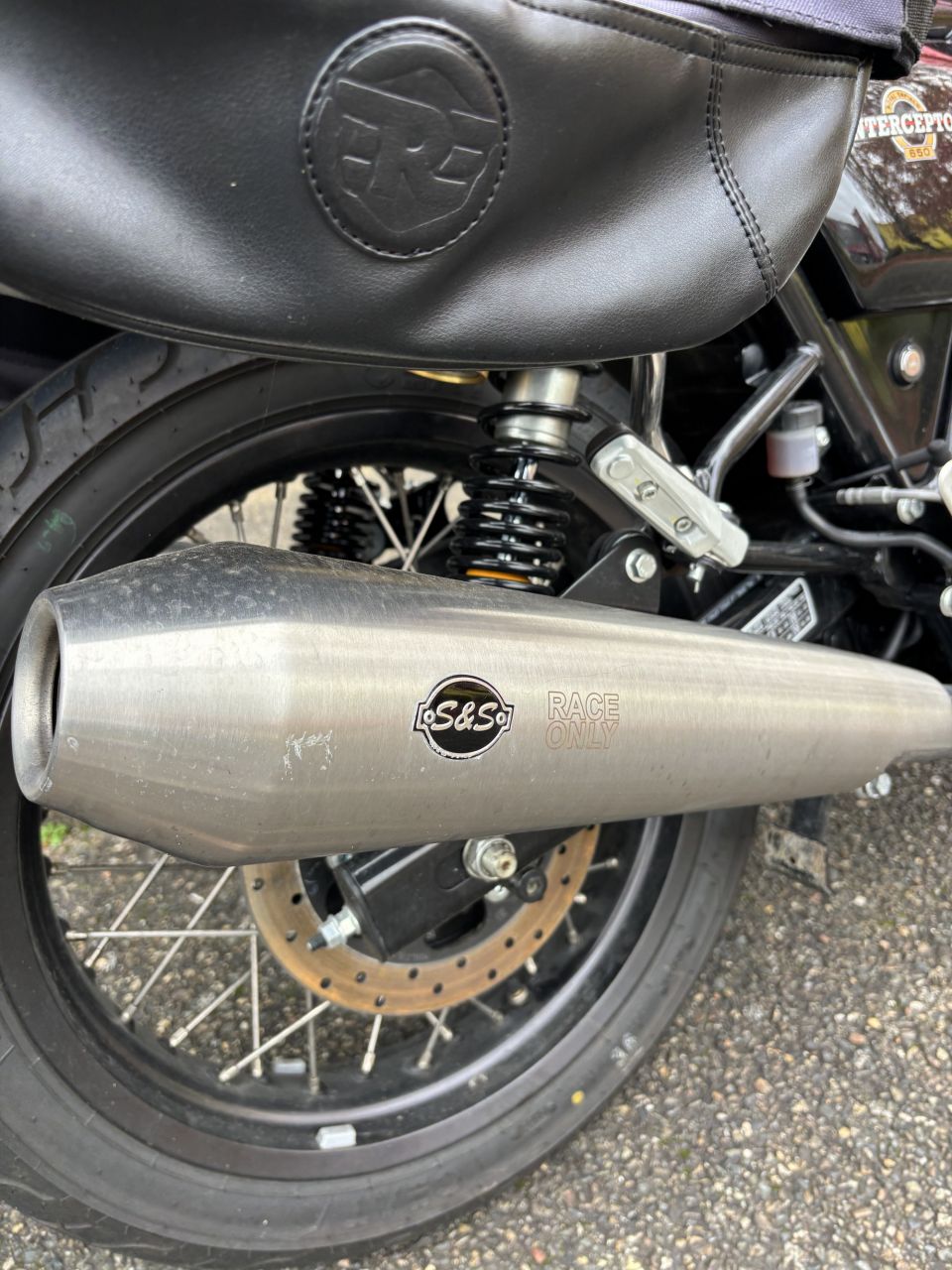 ROYAL ENFIELD INTERCEPTOR 4