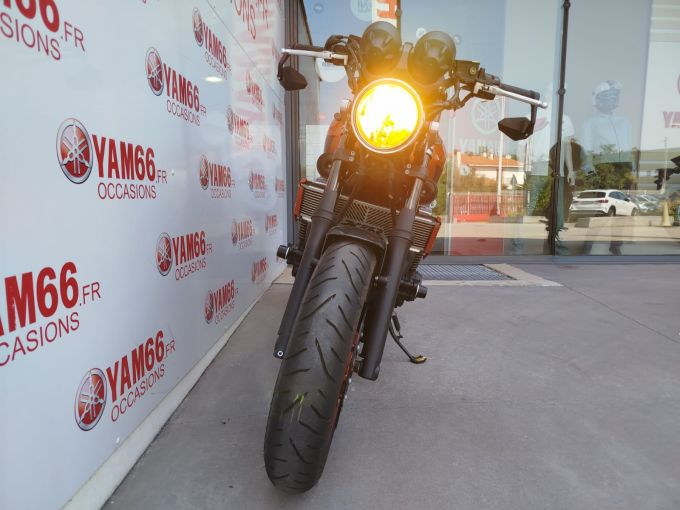 YAMAHA XJR 1300 4
