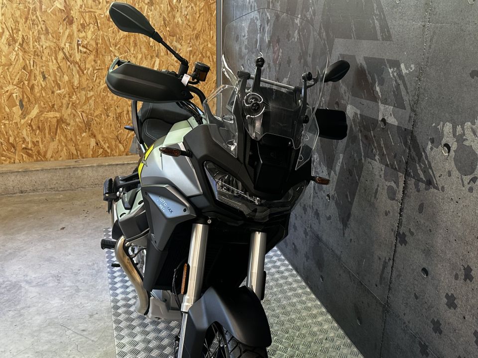 MOTO GUZZI STELVIO 4