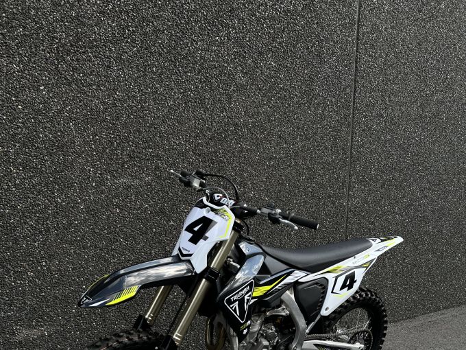 TRIUMPH TF 450-RC 4
