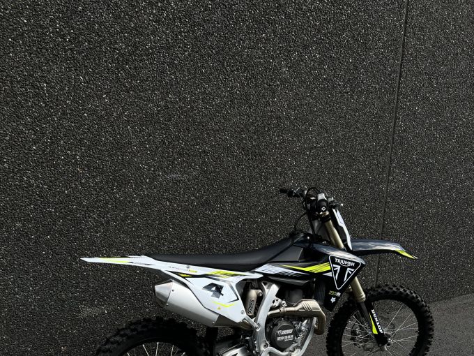 TRIUMPH TF 450-RC 4