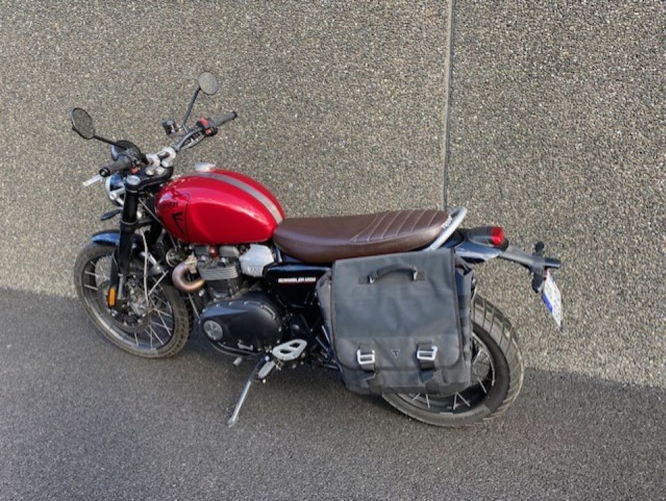 TRIUMPH SCRAMBLER 1200 4