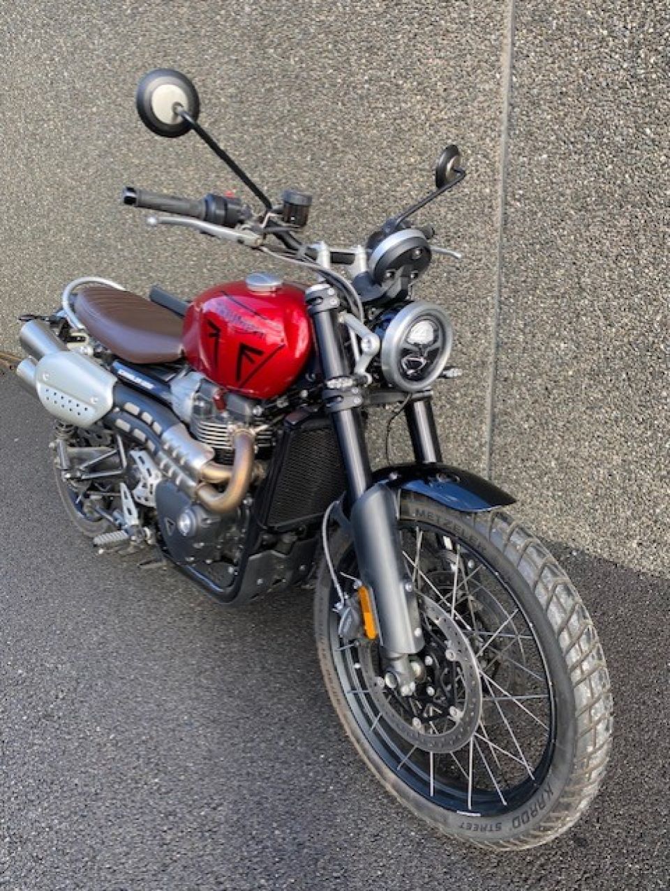 TRIUMPH SCRAMBLER 1200 4