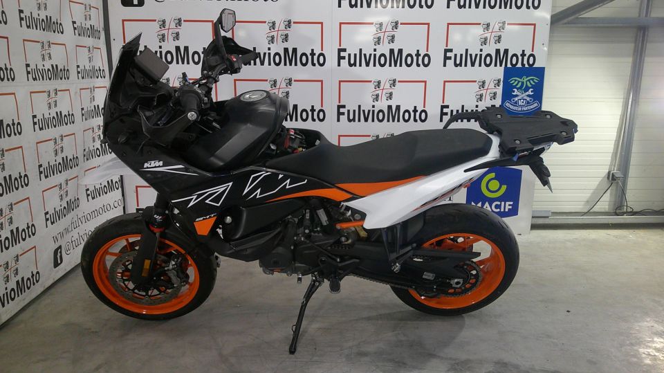 KTM 890 SMT 4