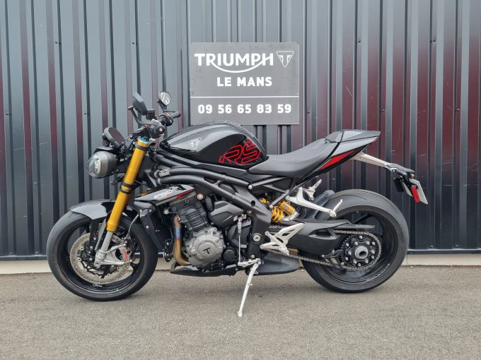 TRIUMPH SPEED TRIPLE 1200 RS 4