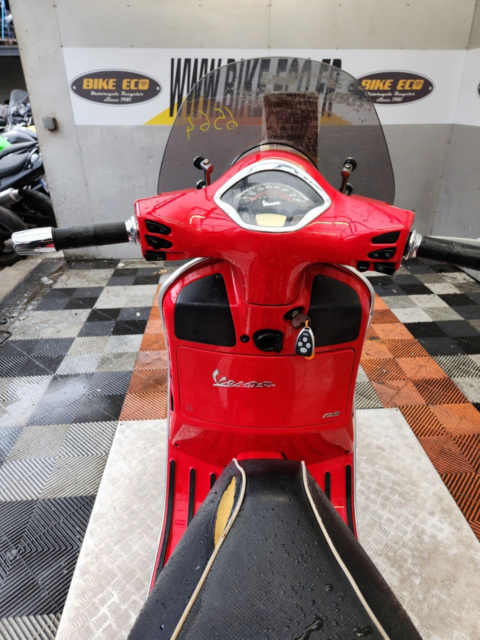 VESPA GRANTURISMO 125 4