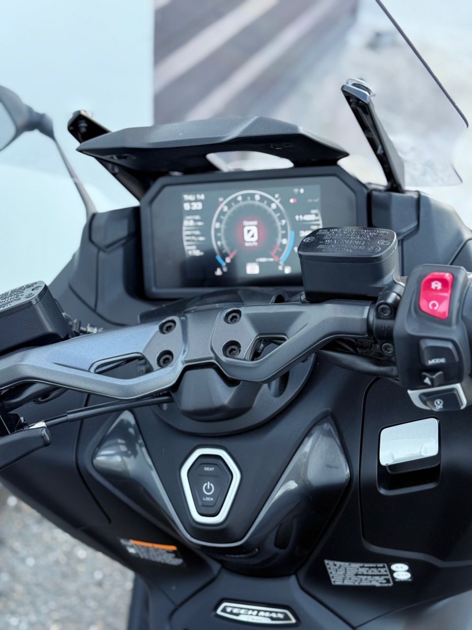 YAMAHA XP T-MAX 560 TECH MAX 4