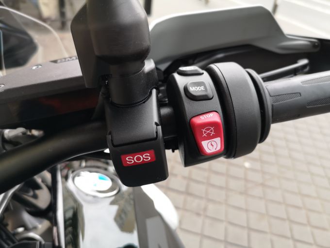 BMW R1300GS TRIPLE BLACK 4