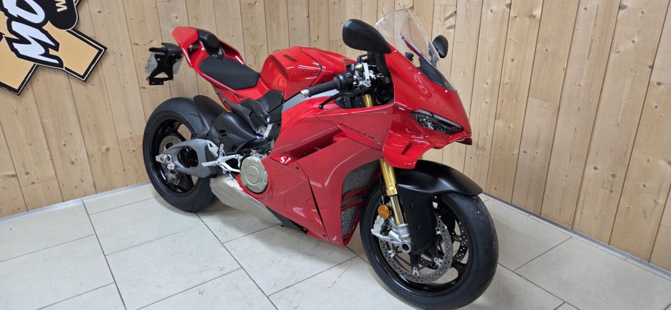 DUCATI PANIGALE 1103 V4 4