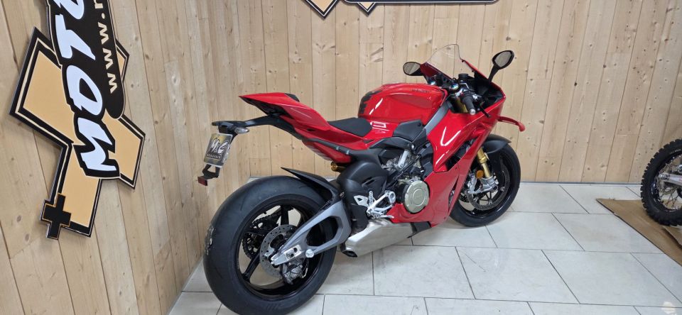 DUCATI PANIGALE 1103 V4 4