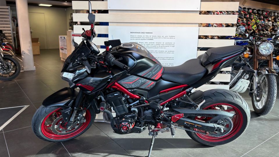 KAWASAKI Z 900 4