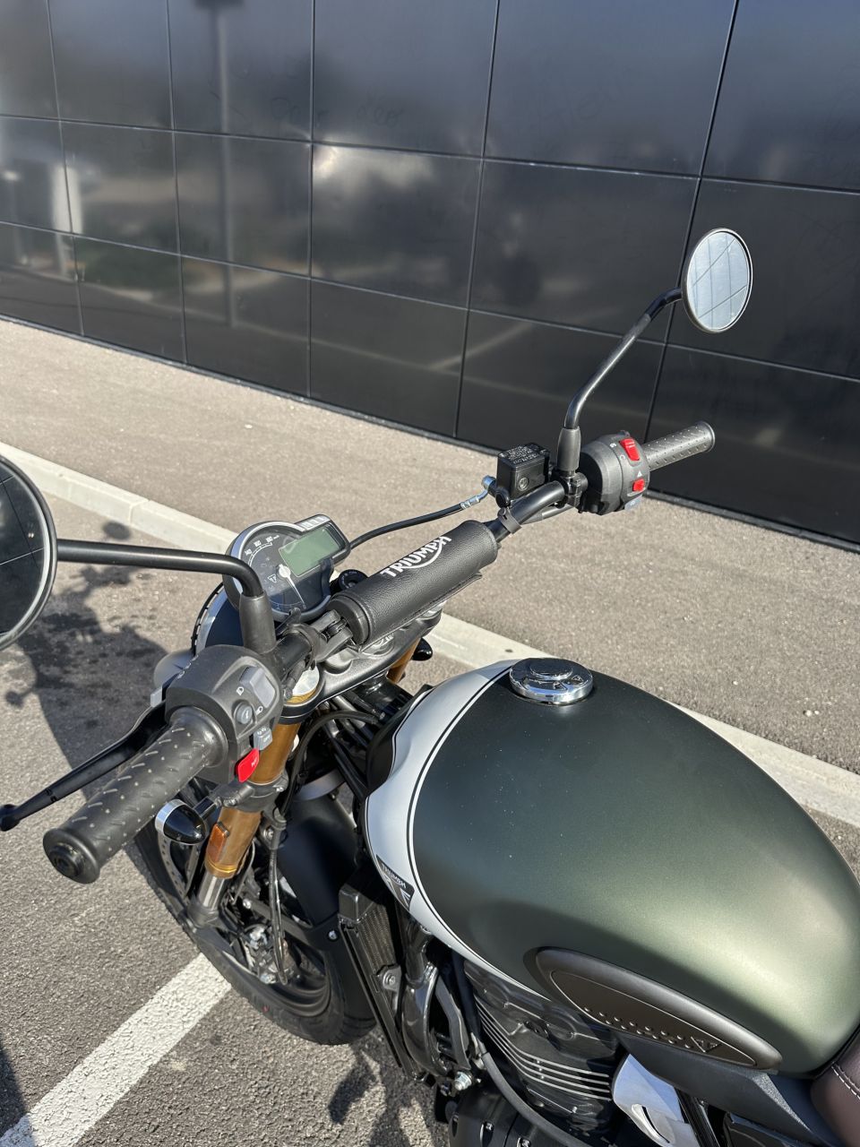 TRIUMPH Scrambler 400 X 4