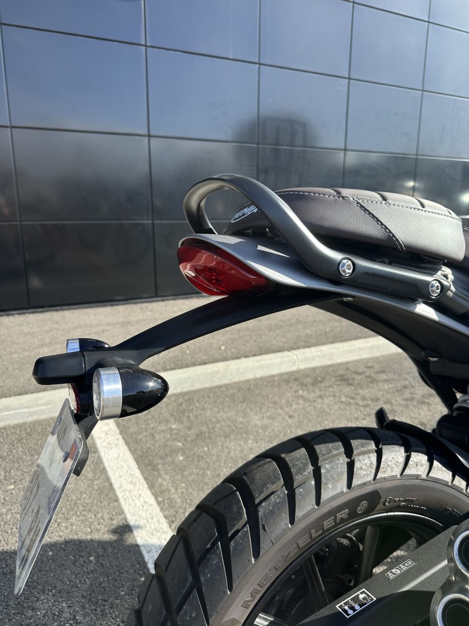 TRIUMPH Scrambler 400 X 4