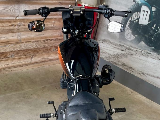 HARLEY-DAVIDSON SOFTAIL STREET BOB 1868 4