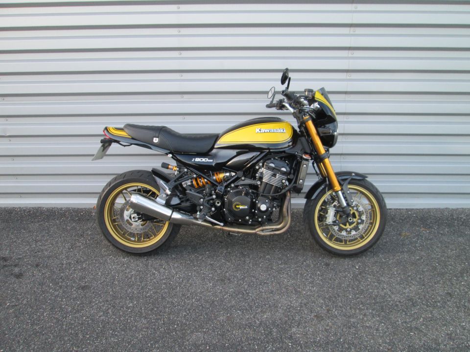 KAWASAKI Z900 RS SE 4