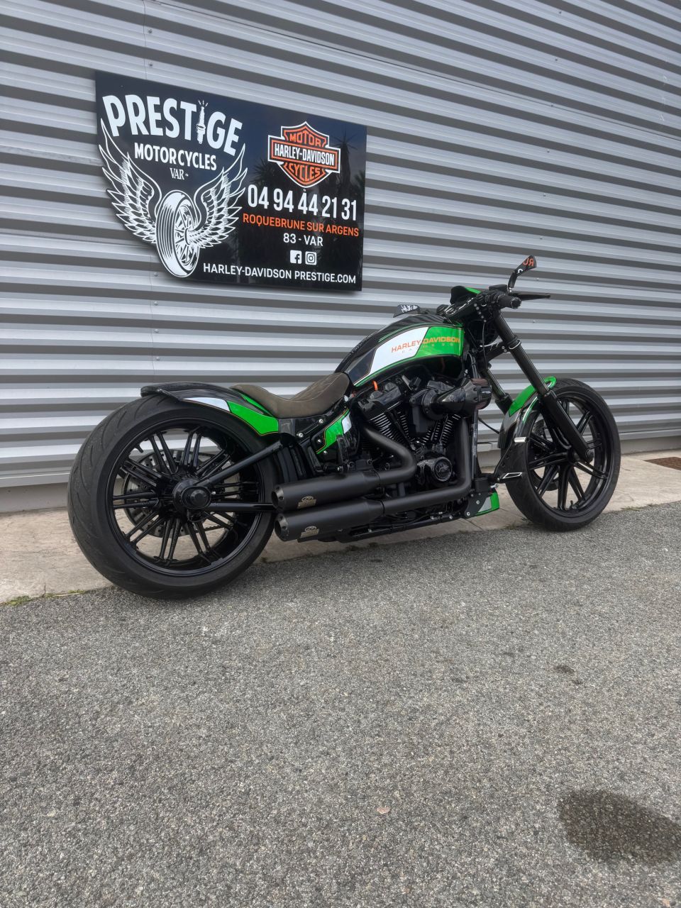 HARLEY-DAVIDSON SOFTAIL BREAKOUT 1868 4