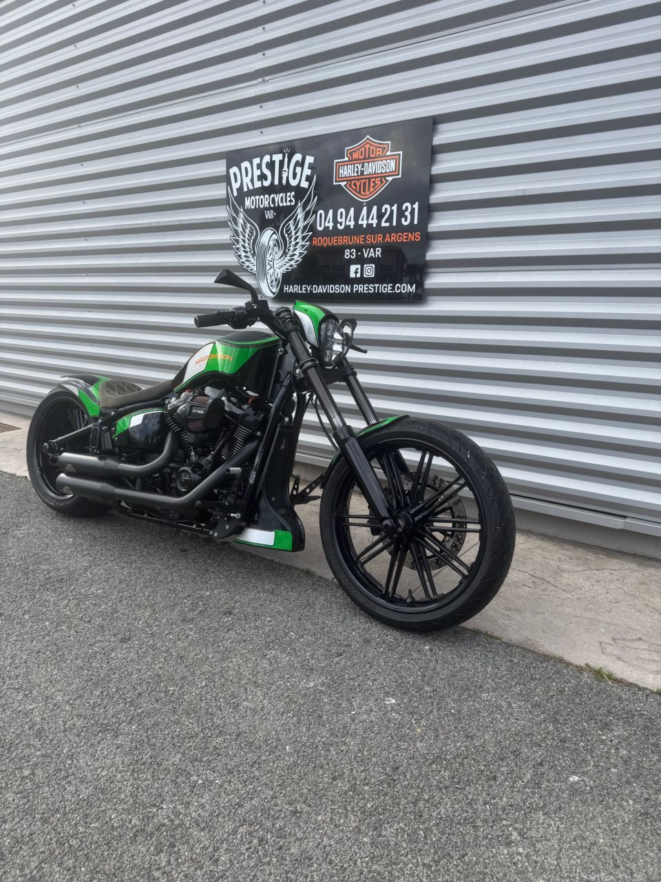 HARLEY-DAVIDSON SOFTAIL BREAKOUT 1868 4