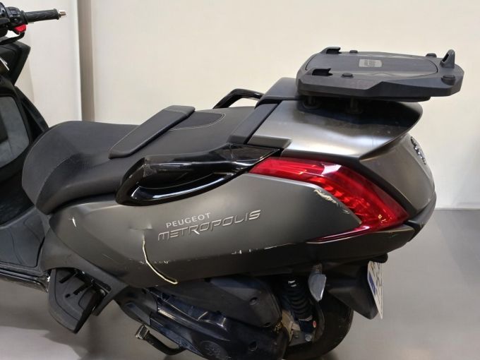 PEUGEOT METROPOLIS 400 4