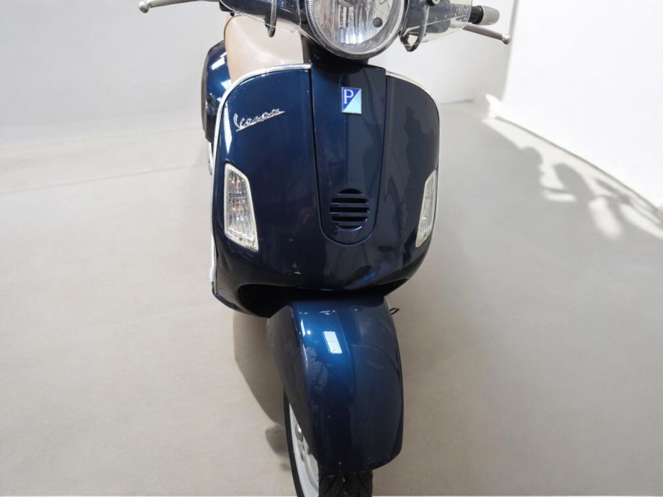 PIAGGIO VESPA 4