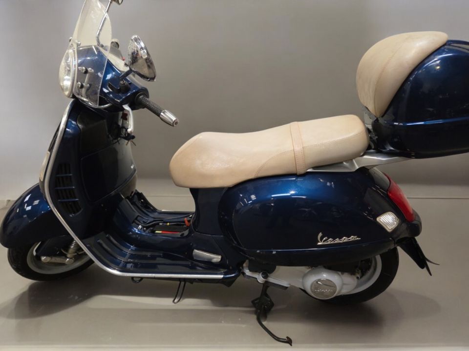 PIAGGIO VESPA 4