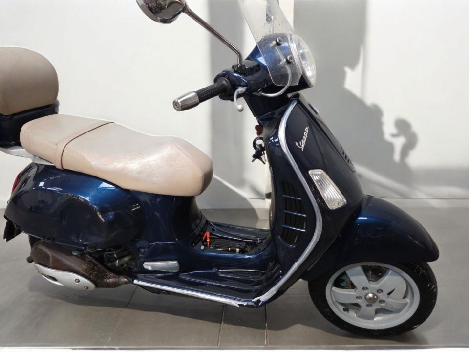 PIAGGIO VESPA 4