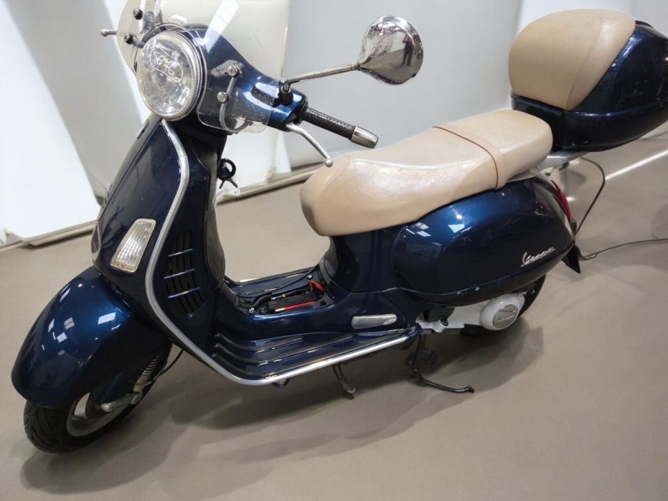PIAGGIO VESPA 4