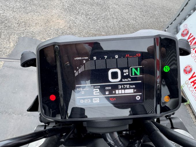 YAMAHA MT-09 4