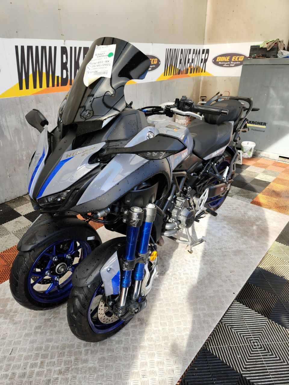YAMAHA NIKEN 850 GT 4