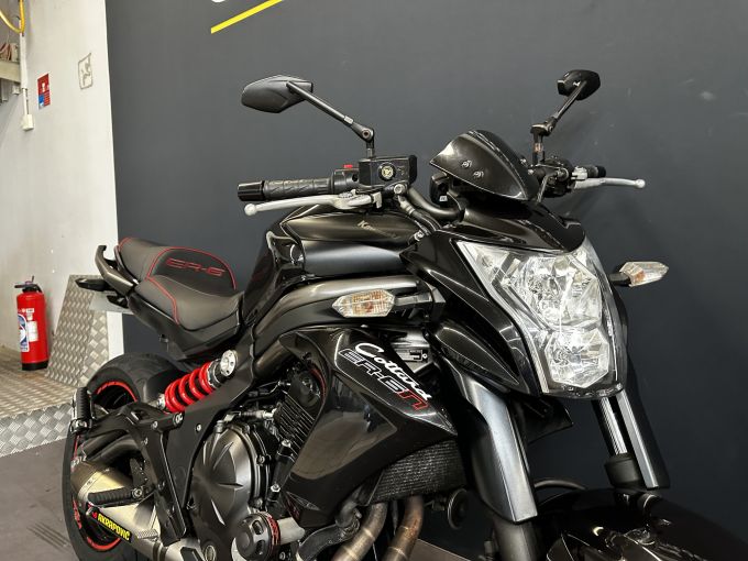 KAWASAKI ER-6 (47.5CV) 4