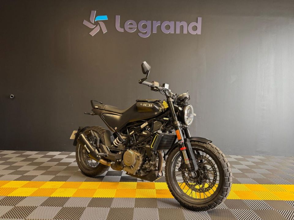 HUSQVARNA SVARTPILEN 401 4