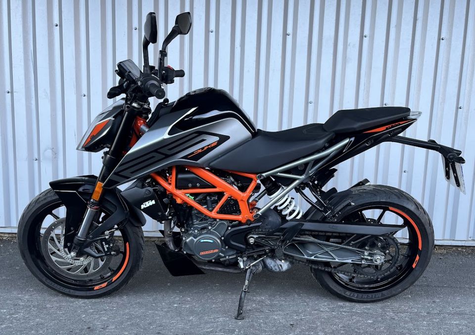 KTM 125 DUKE ABS 4