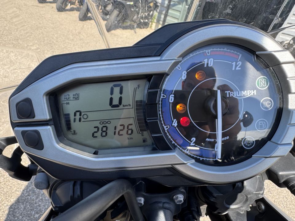TRIUMPH TIGER 800 XC ABS 4