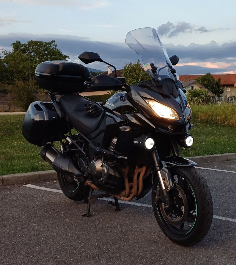 KAWASAKI VERSYS 1000 4