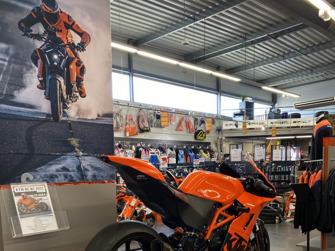 KTM RC 8C 4