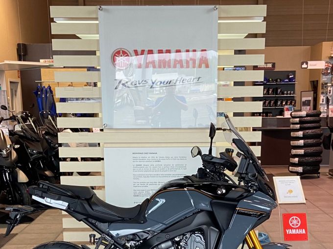 YAMAHA TRACER 9 GT + 4