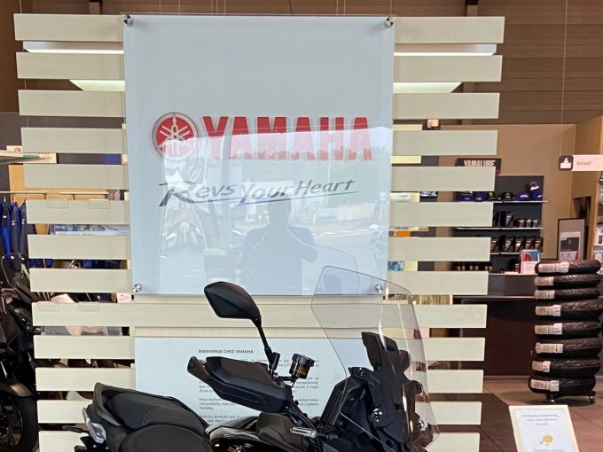 YAMAHA TRACER 9 GT + 4