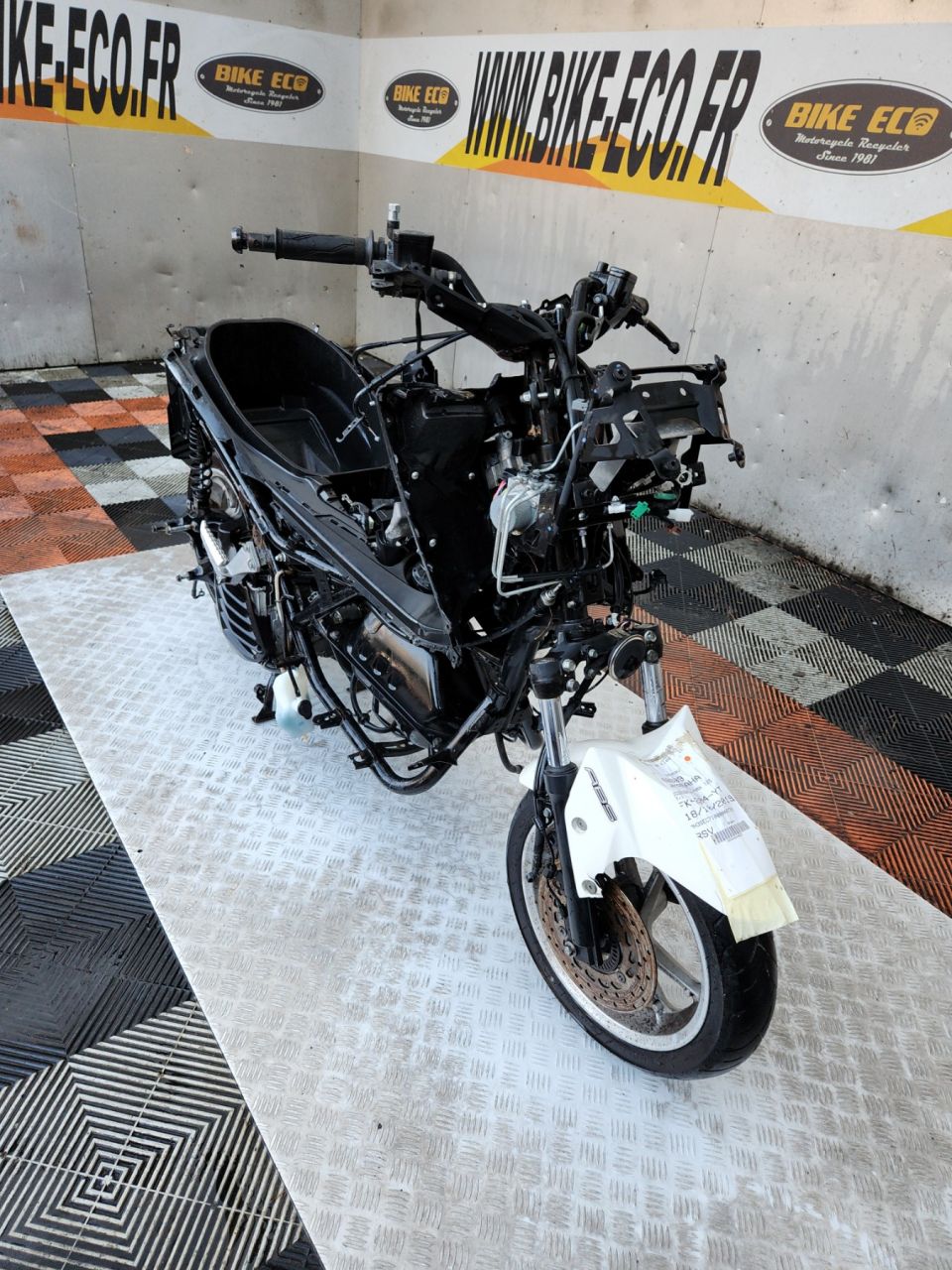 YAMAHA NMAX 125 4