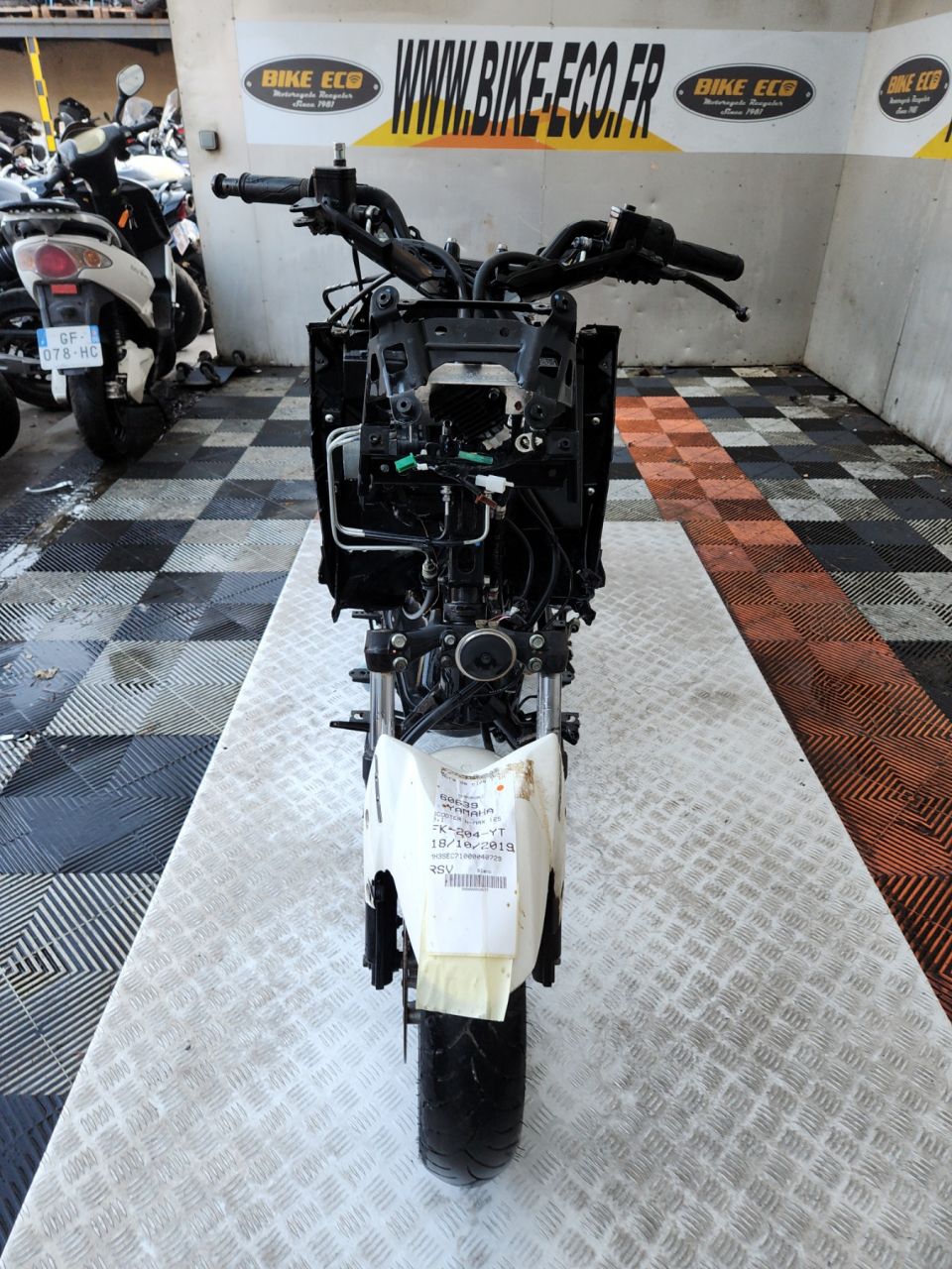 YAMAHA NMAX 125 4