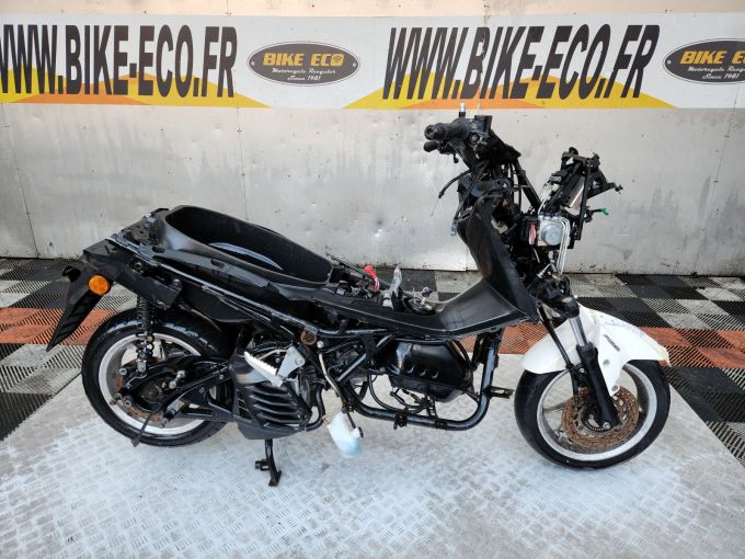 YAMAHA NMAX 125 4