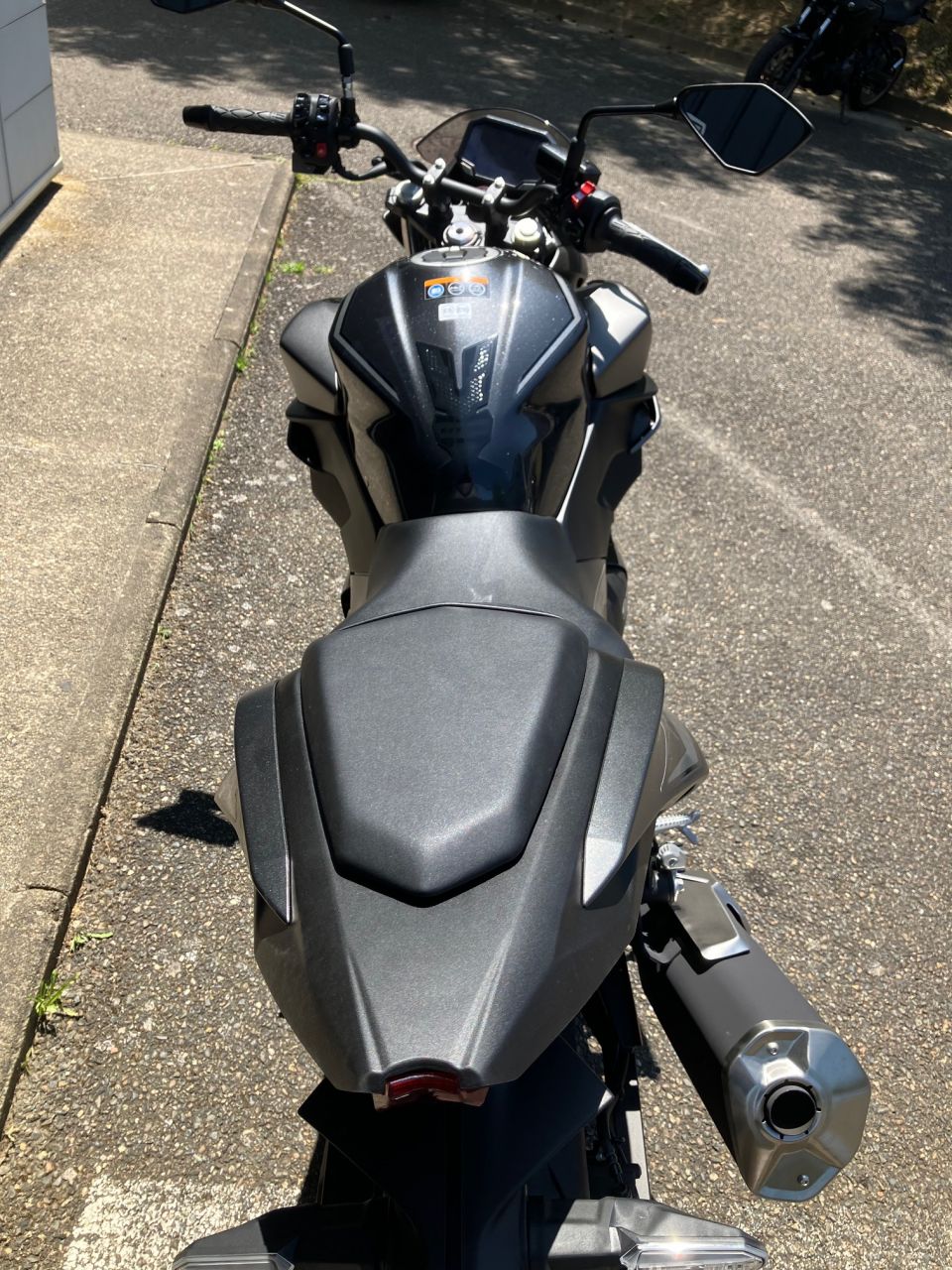 KAWASAKI KAWASAKI Z7 4