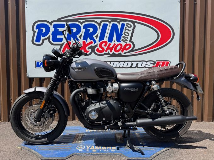 TRIUMPH Bonneville T120 Black 4